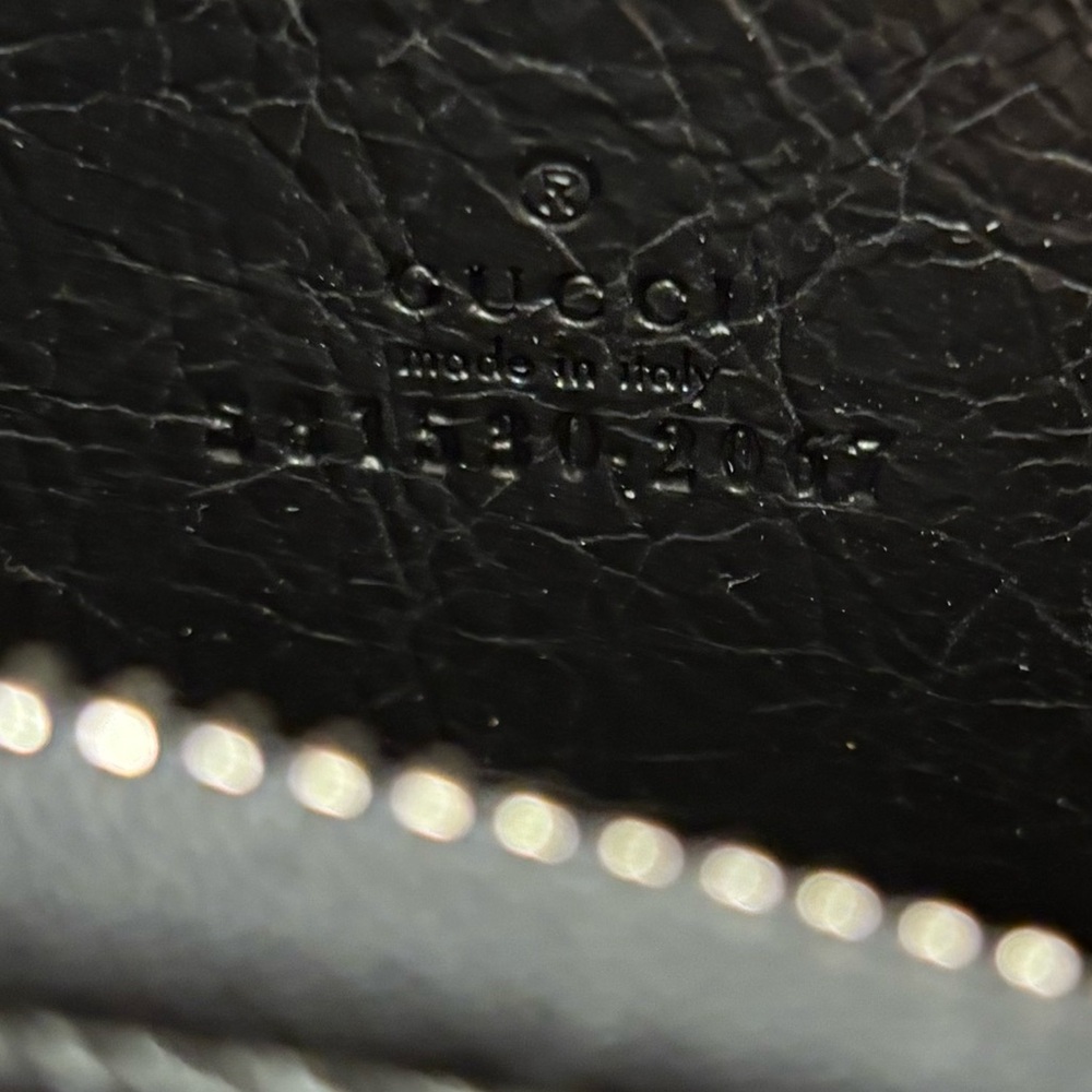 Gucci black leather zip around wallet new - Picture 6 of 8
